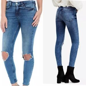 NWT Free People High-Rise Ripped Knee Skinny Jeans Distressed Medium Wash Blue